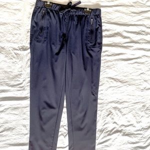 Smart Set Lightweight Navy Pant.  Elastic Waist with Tie Detail.